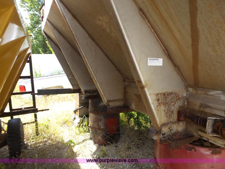 image for item CC9340 Good Roads 3-955 stainless steel spreader