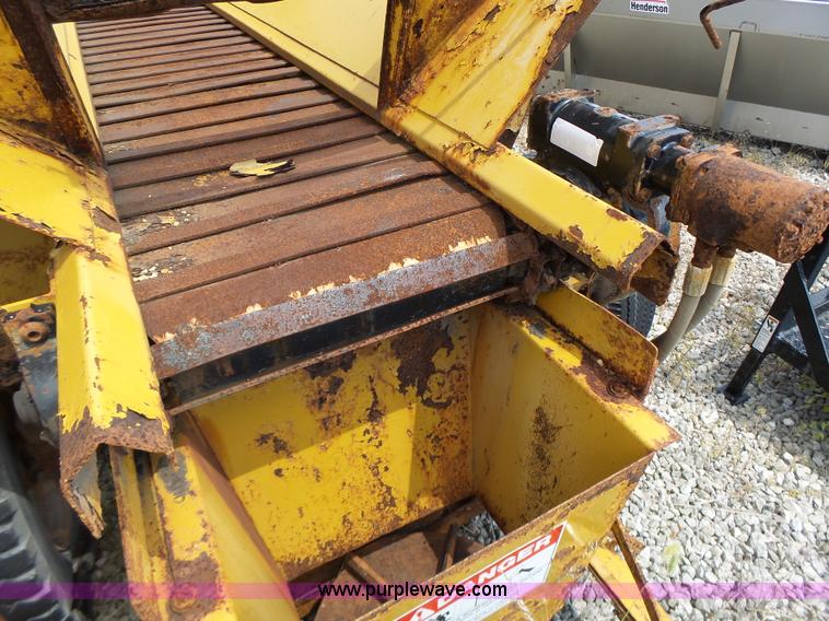 image for item CC9341 Hi-way E12500 spreader