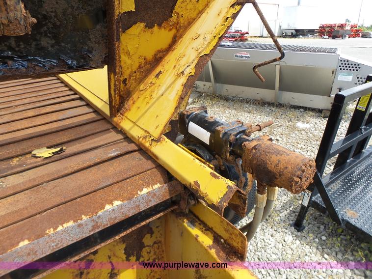 image for item CC9341 Hi-way E12500 spreader