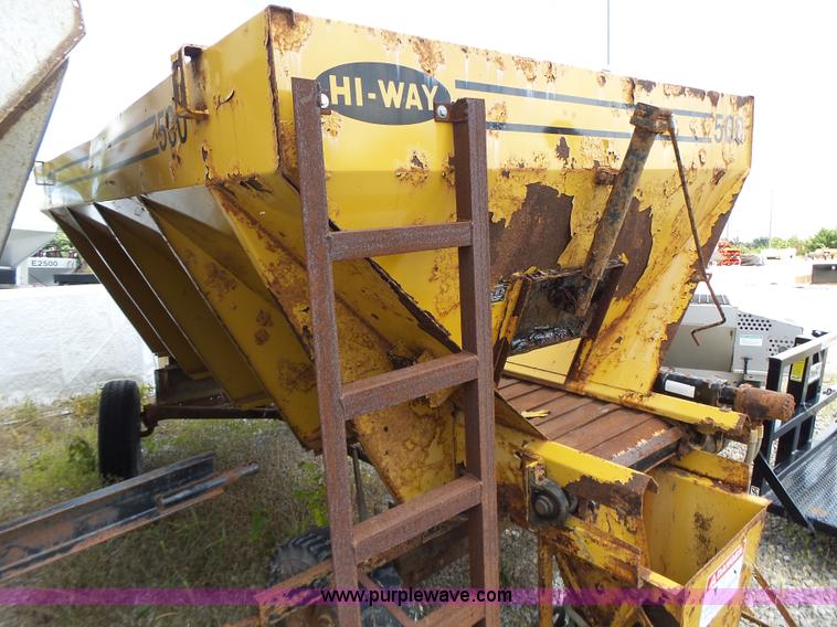 image for item CC9341 Hi-way E12500 spreader
