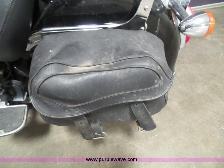 image for item CD9001 2000 Victory V92C Custom Cruiser motorcycle