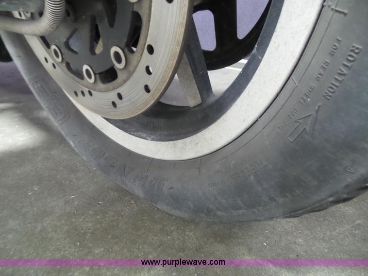 image for item CD9001 2000 Victory V92C Custom Cruiser motorcycle