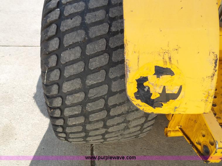 image for item CD9050 Wright 39488 lawn mower