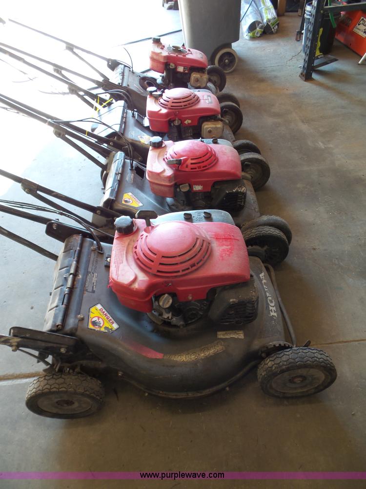 image for item CD9051 (4) Honda HRC lawn mowers