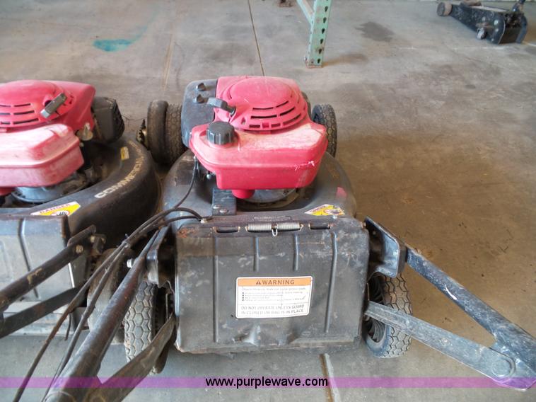 image for item CD9051 (4) Honda HRC lawn mowers