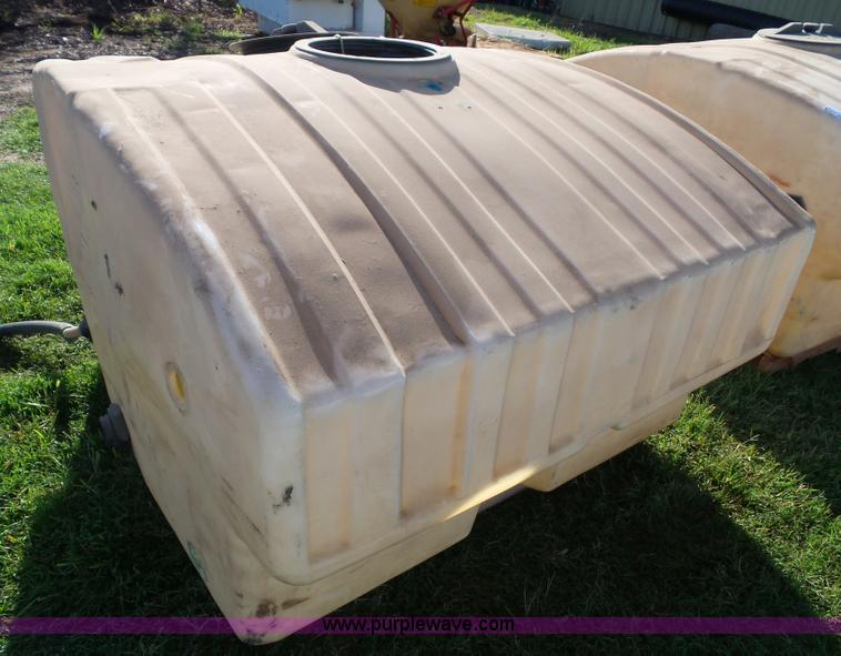 image for item CD9053 (2) 300 gallon poly tanks