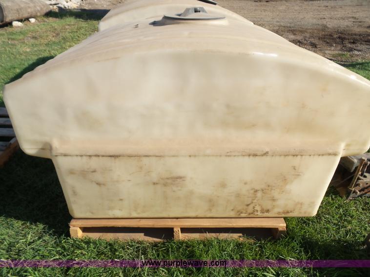 image for item CD9053 (2) 300 gallon poly tanks