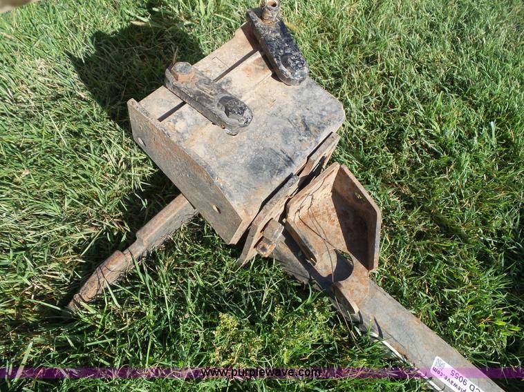 image for item CD9055 Hiniker plow mount bracket