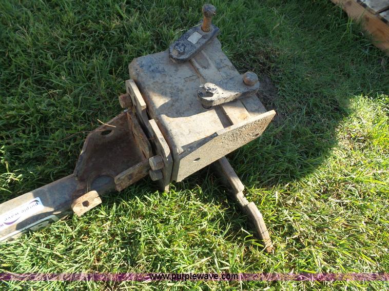 image for item CD9055 Hiniker plow mount bracket