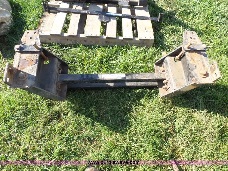 image for item CD9056 Hiniker plow mount bracket
