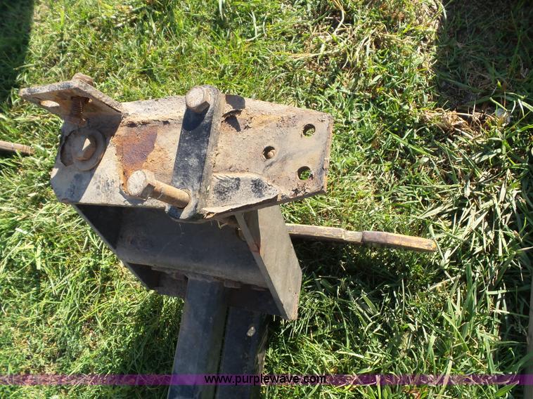 image for item CD9056 Hiniker plow mount bracket