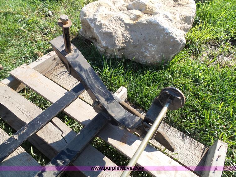 image for item CD9057 Hiniker plow mount bracket