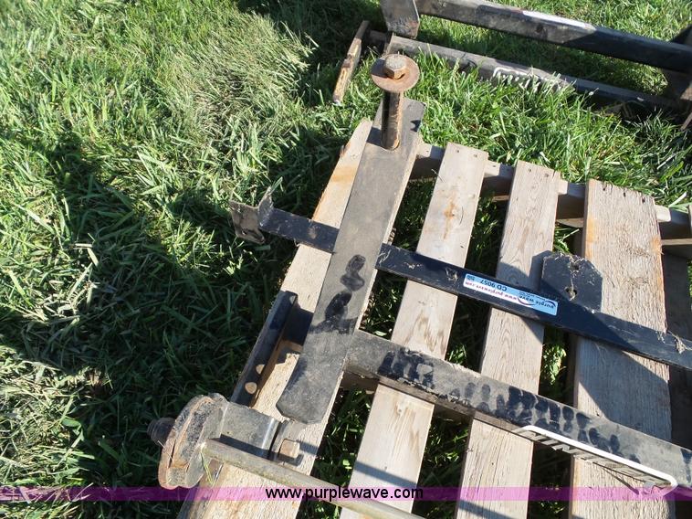 image for item CD9057 Hiniker plow mount bracket