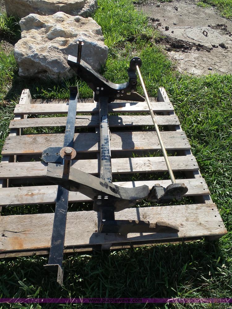 image for item CD9057 Hiniker plow mount bracket