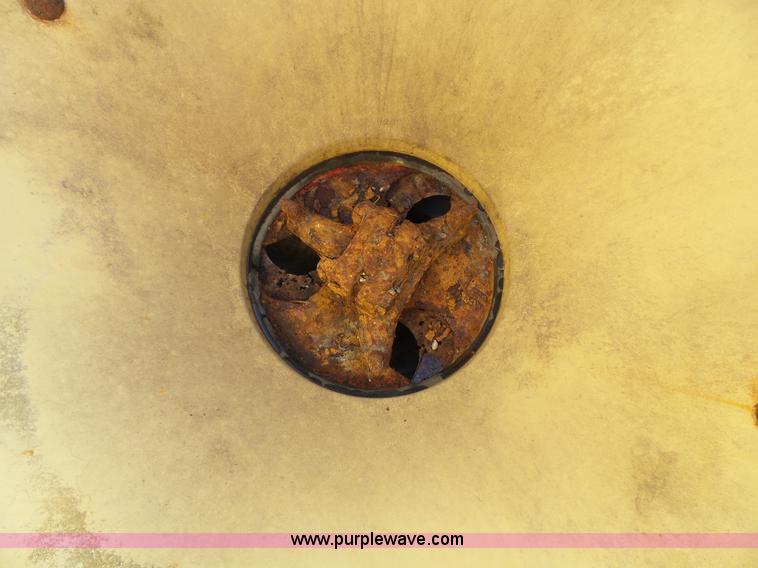 image for item CD9058 Vicon spreader