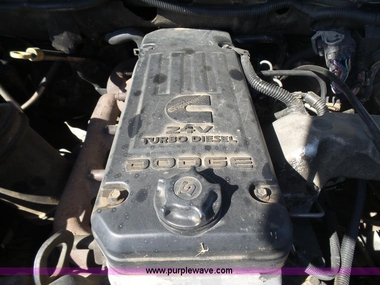 image for item CD9393 2005 Dodge Ram 3500 flatbed pickup truck