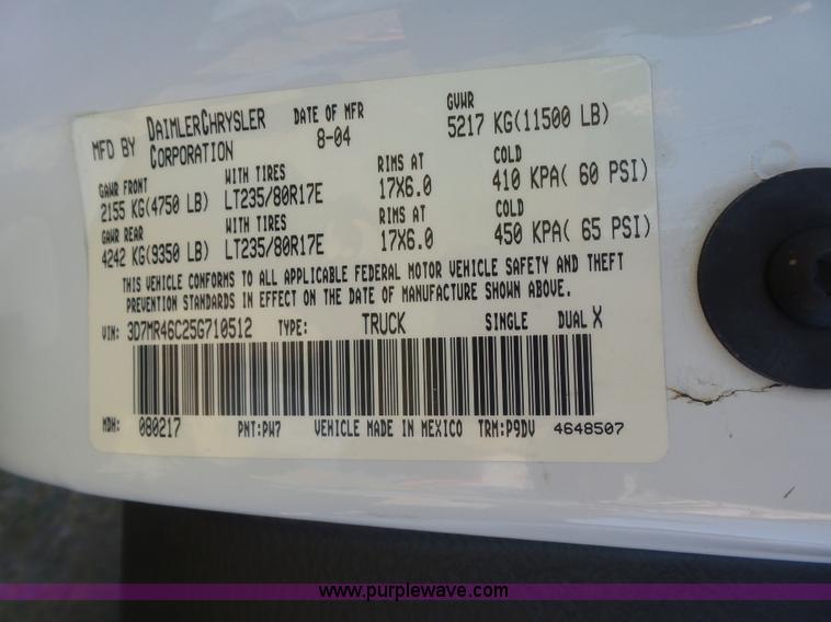 image for item CD9393 2005 Dodge Ram 3500 flatbed pickup truck