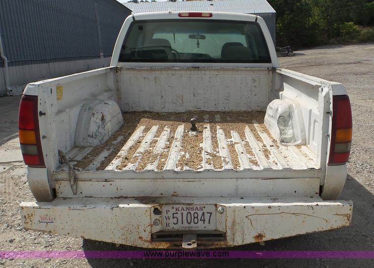 image for item DA2837 2001 Chevrolet Silverado 2500 Ext. Cab pickup truck