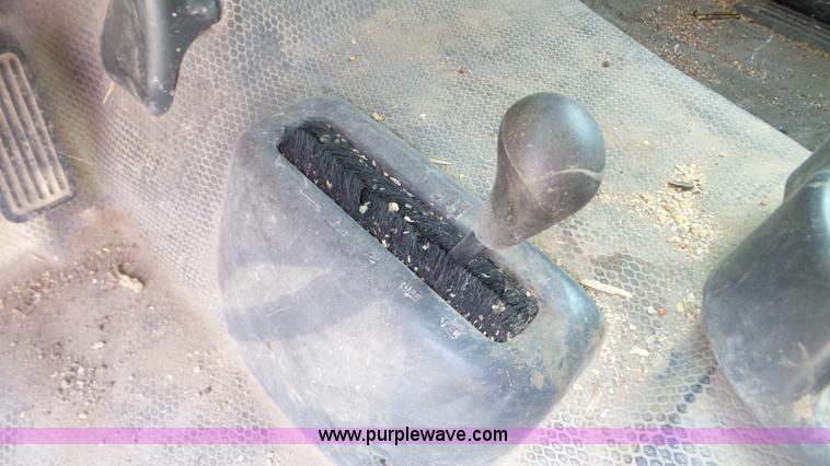 image for item DA2837 2001 Chevrolet Silverado 2500 Ext. Cab pickup truck