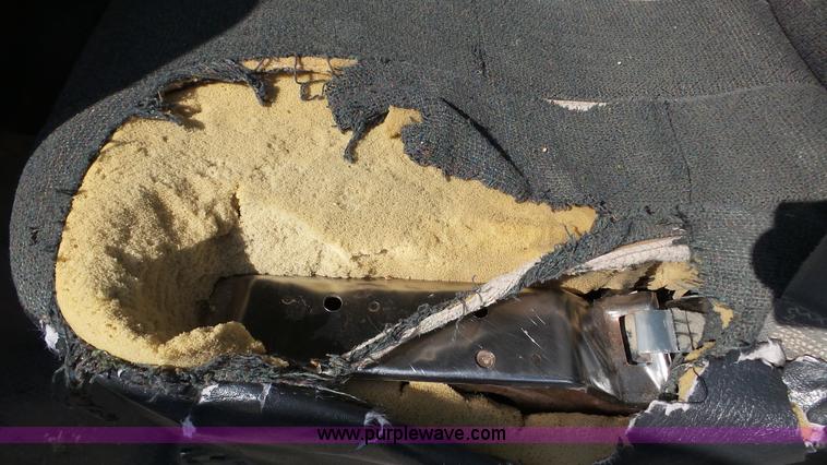 image for item DA2837 2001 Chevrolet Silverado 2500 Ext. Cab pickup truck