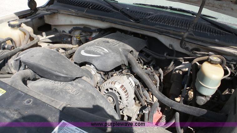 image for item DA2837 2001 Chevrolet Silverado 2500 Ext. Cab pickup truck