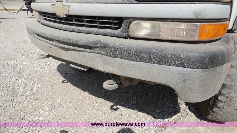 image for item DA2837 2001 Chevrolet Silverado 2500 Ext. Cab pickup truck