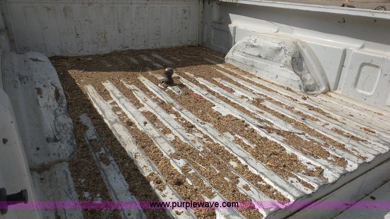 image for item DA2837 2001 Chevrolet Silverado 2500 Ext. Cab pickup truck