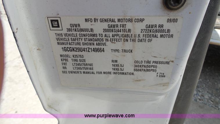 image for item DA2837 2001 Chevrolet Silverado 2500 Ext. Cab pickup truck