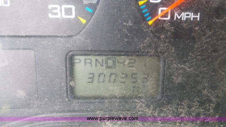 image for item DA2867 2002 International 4300 box truck