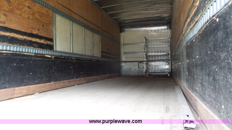 image for item DA2867 2002 International 4300 box truck