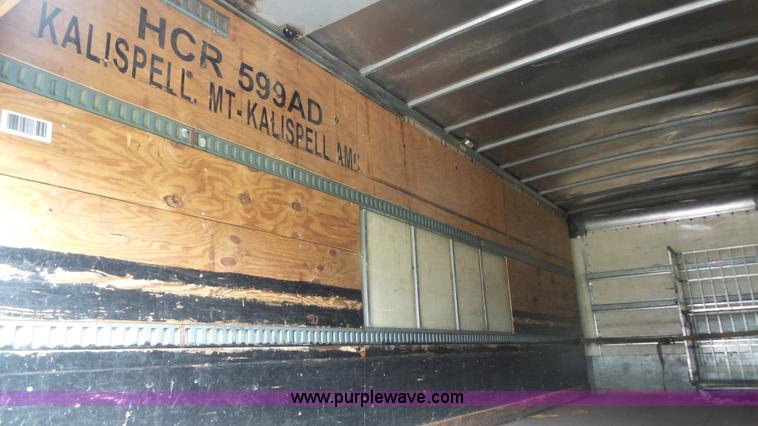 image for item DA2867 2002 International 4300 box truck