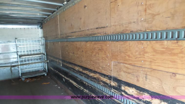 image for item DA2867 2002 International 4300 box truck