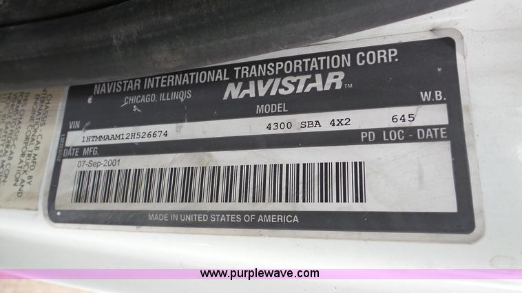 image for item DA2867 2002 International 4300 box truck