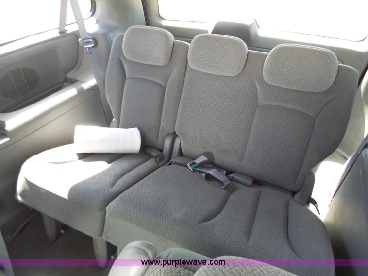 image for item DA4504 2007 Dodge Grand Caravan van