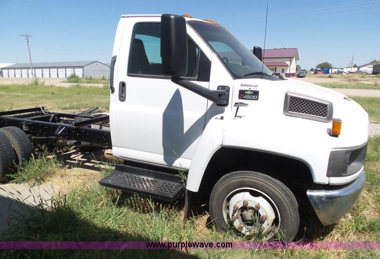 image for item DA4506 2009 Chevrolet C4500 truck cab and chassis