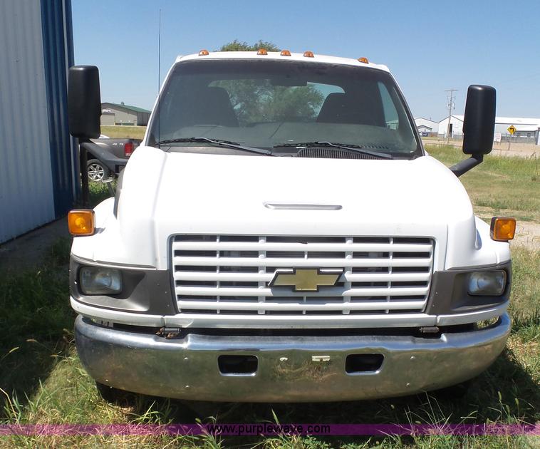 image for item DA4506 2009 Chevrolet C4500 truck cab and chassis