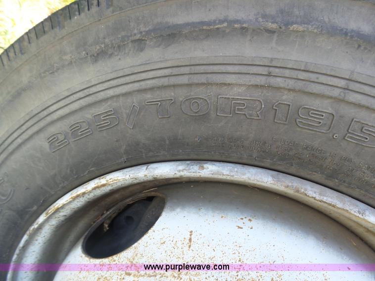 image for item DA4506 2009 Chevrolet C4500 truck cab and chassis