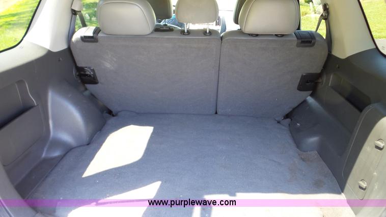 image for item DA8786 2006 Ford Escape SUV