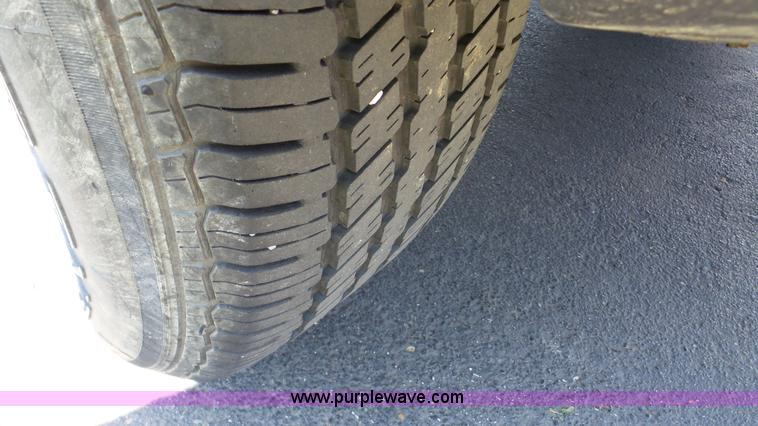 image for item DA8786 2006 Ford Escape SUV