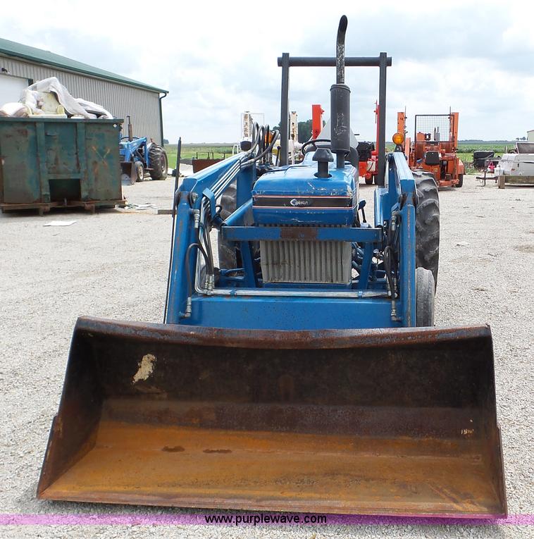 image for item DA8804 Ford 2810 tractor