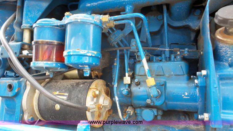 image for item DA8804 Ford 2810 tractor