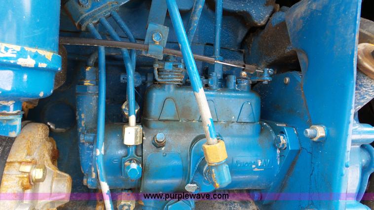 image for item DA8804 Ford 2810 tractor
