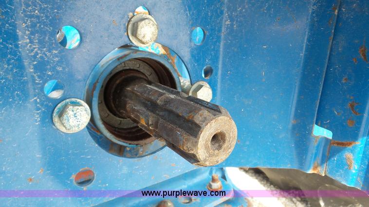 image for item DA8804 Ford 2810 tractor