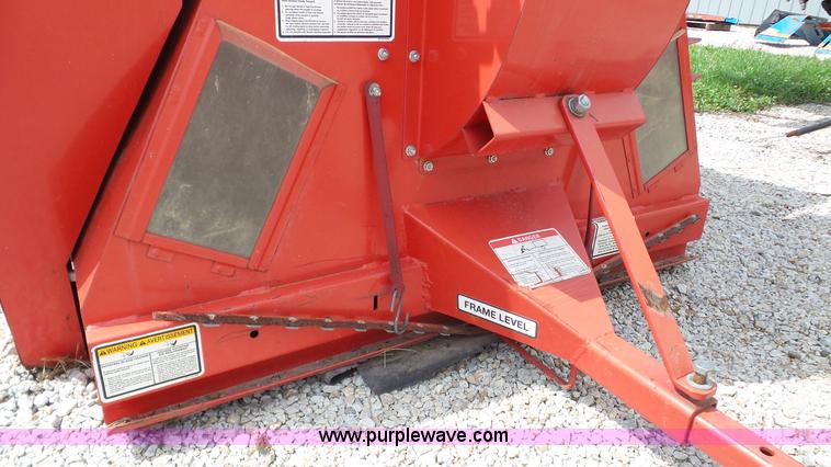 image for item DA8809 Agrimetal 4420 leaf and debris collector