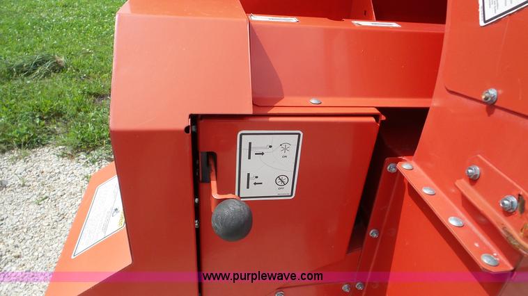 image for item DA8809 Agrimetal 4420 leaf and debris collector