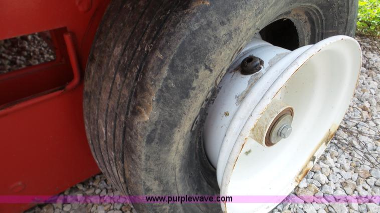 image for item DA8809 Agrimetal 4420 leaf and debris collector