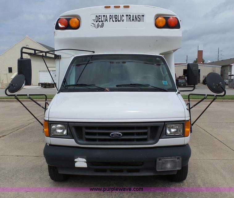image for item DB4511 2005 Ford E450 Super Duty Girardin shuttle bus