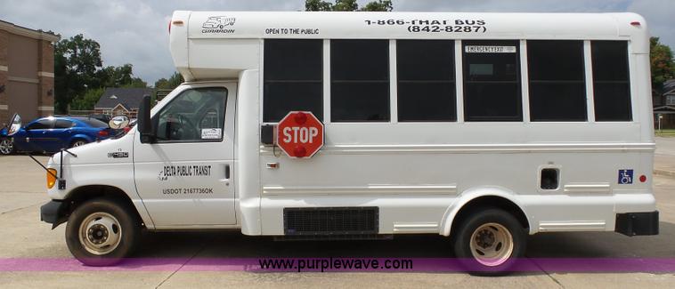 image for item DB4511 2005 Ford E450 Super Duty Girardin shuttle bus