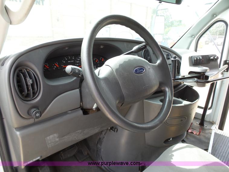 image for item DB4511 2005 Ford E450 Super Duty Girardin shuttle bus
