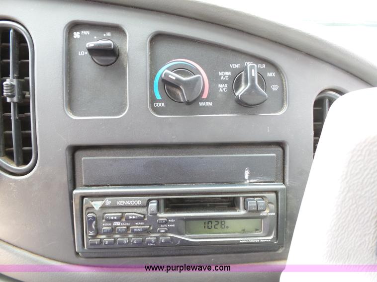 image for item DB4511 2005 Ford E450 Super Duty Girardin shuttle bus